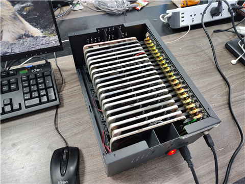 Ảnh Box Phone Farm Không Sạc Hoặc Sạc Chậm: Nguyên Nhân & Cách Khắc Phục